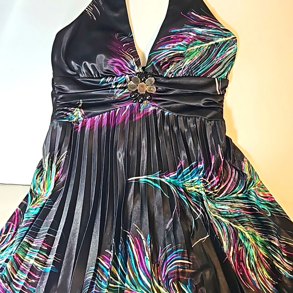 Speechless Ladies Dress BNWT Pleated